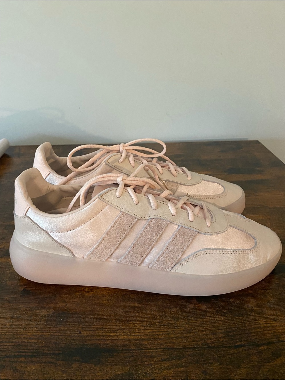 adidas Women’s Pale Pink Shiny Low-Top Platform Sneakers - Flaws - Picture 5 of 11